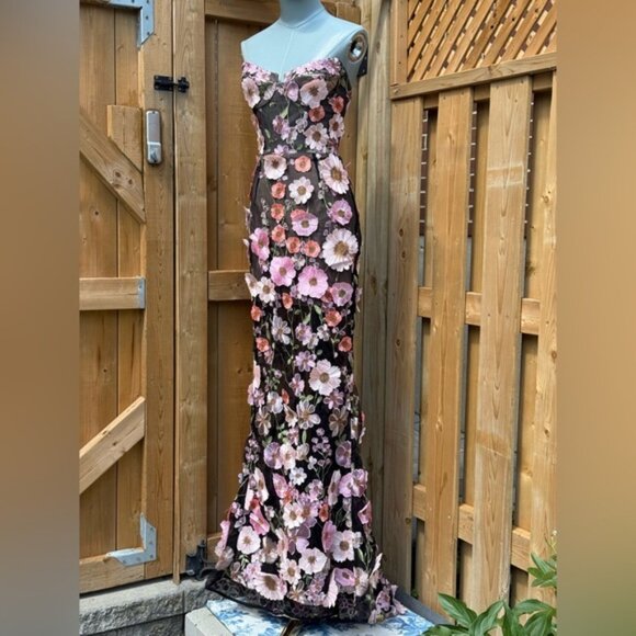 🆕 BRONX & BANCO 🧿 NWOT Jasmine Floral-Appliqued Gown, Black Multi - SzXS US 2 - Picture 3 of 16